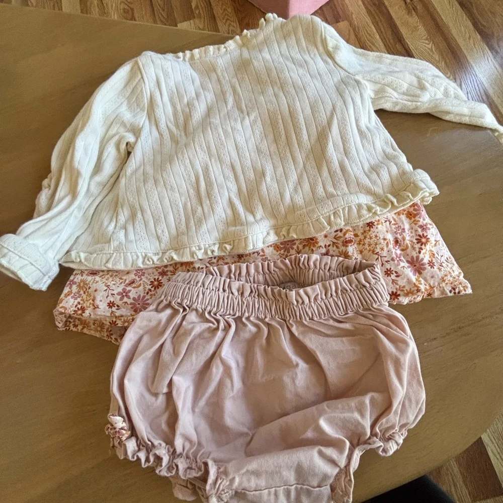 Joie Pink Floral Top, Matching Bloomers, Cream Sweater Set